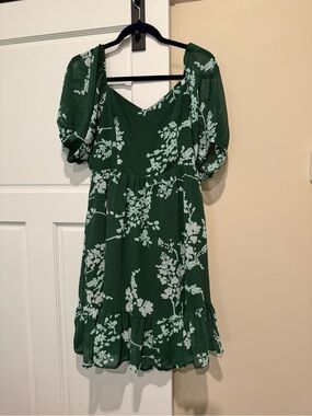 41 Hawthorn Green Floral Puff-Sleeve Mini Dress